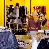 Магазины одежды и обуви в Крутихе